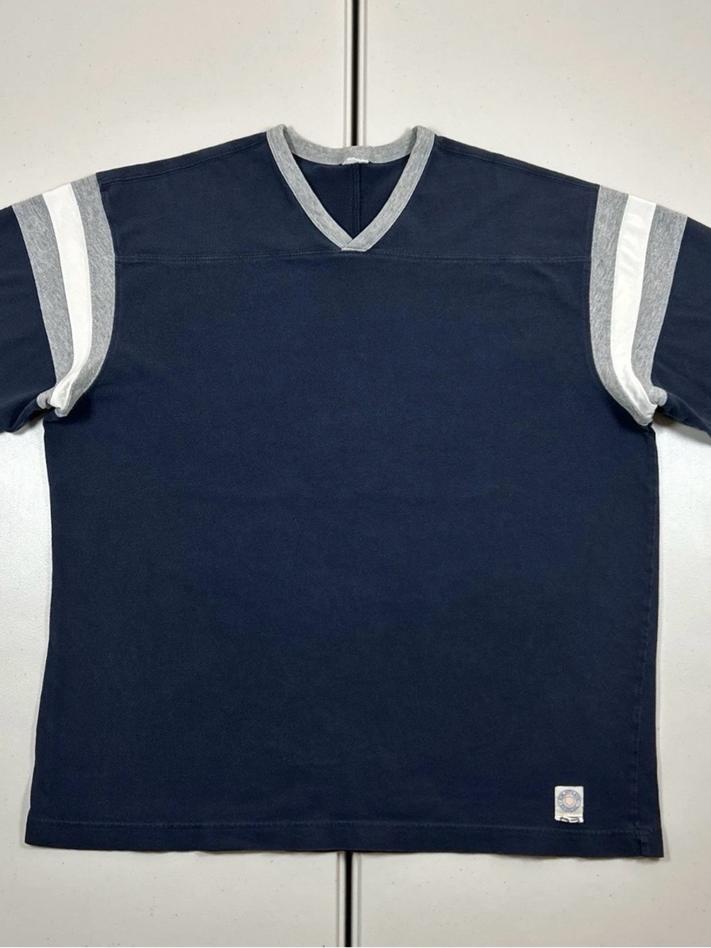 Men's Navy V-Neck Short Sleeve Shirt with Gray Accents. Vintage 90s